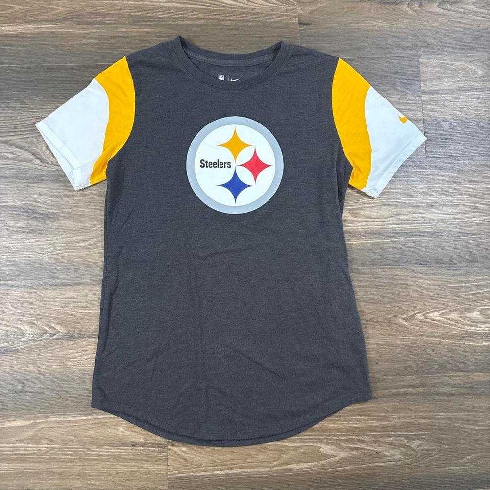 Nike Pittsburgh Steelers gray t-shirt with yellow and white sleeves